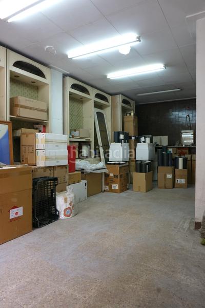 Foto 8df934ed-9029-42a2-9970-18d37bc367c0. Locale commerciale in carrer d'amílcar 122 in Guinardó Barcelona