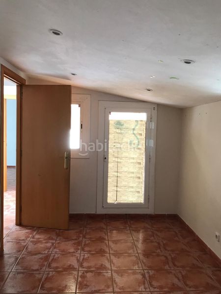 Foto 4086a23b-0915-4754-9296-669490de714d. Dúplex a Sant Antoni Barcelona