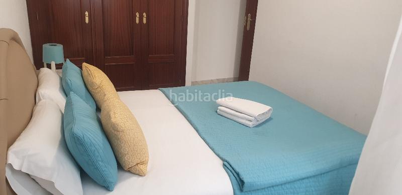 Foto 1d3c30b2-5041-47a5-b1e1-ba9fc0794a78. Piso en avenida de la rosaleda 6 en La Goleta - San Felipe Neri Málaga