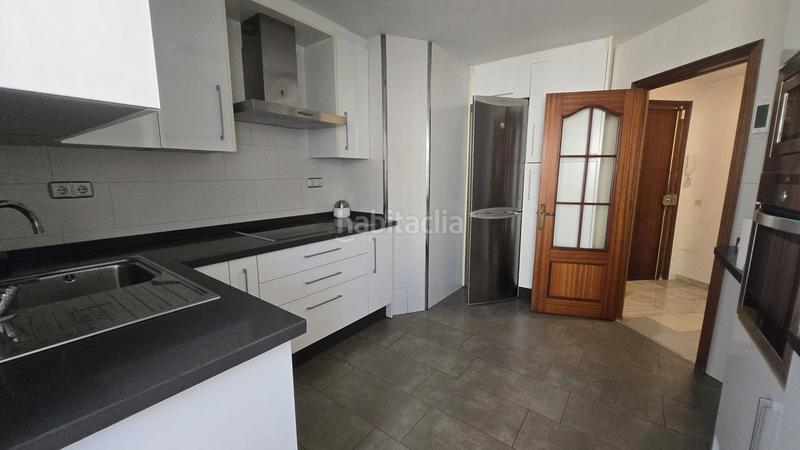 Foto 706af592-8417-45c0-b75e-713fd13e14c1. Appartement dans avenida Mayorazgo 20 dans Mayorazgo Málaga