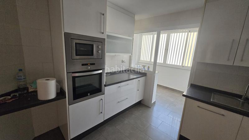 Foto cf3b3de1-a36d-4f69-b5a2-1fa79e04e959. Etagenwohnung in avenida Mayorazgo 20 in Mayorazgo Málaga