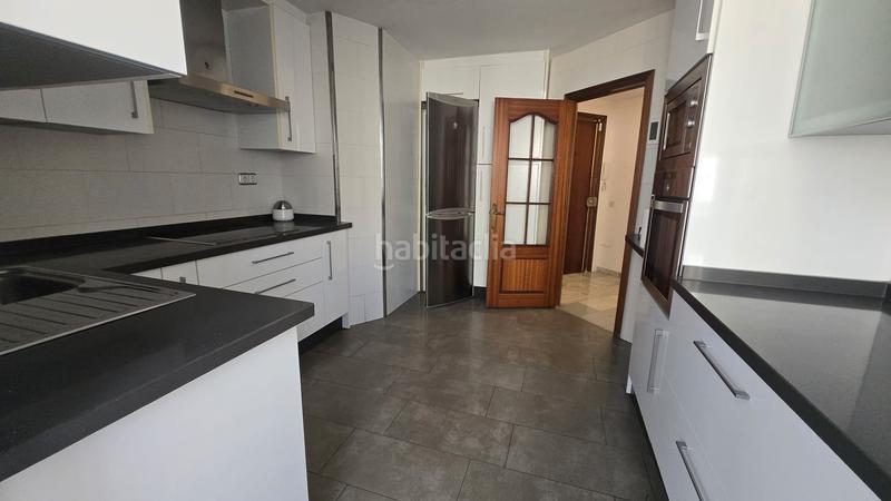 Foto e6e90f0b-c6b2-4760-9240-23a346d968a7. Flat in avenida Mayorazgo 20 in Mayorazgo Málaga