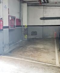 Aparcament cotxe  Carrer de castaños. Parking tarragona