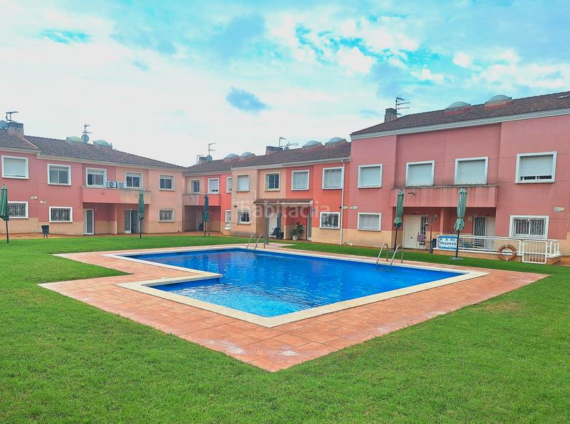 Foto 841db510-d0e9-4dba-b083-3e1896a78f23. Casa a schiera con riscaldamento parcheggio in El Tancat-Mas d´en Gual Vendrell (El)