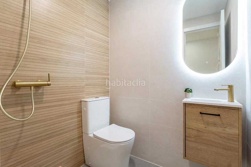 Foto 108ce25f-5e88-4291-a5dd-b2845e76b4a7. Pis a carrer de fra juníper serra 17 a Mar i Camp - Platja dels Capellans Salou