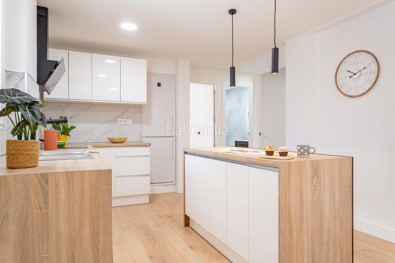 Foto 13e2dc47-a5a4-457d-ba1d-248ebc39a38c. Pis a carrer de fra juníper serra 17 a Mar i Camp - Platja dels Capellans Salou