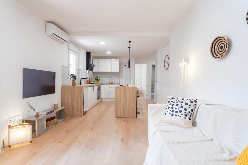 Foto 3a7e9193-3476-4000-9c99-ed72e4f7cf66. Pis a carrer de fra juníper serra 17 a Mar i Camp - Platja dels Capellans Salou