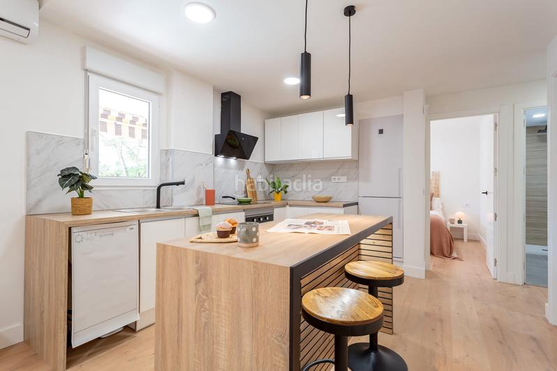 Foto 3f44dff2-6fa2-4b23-b21d-46111e00d73d. Pis a carrer de fra juníper serra 17 a Mar i Camp - Platja dels Capellans Salou