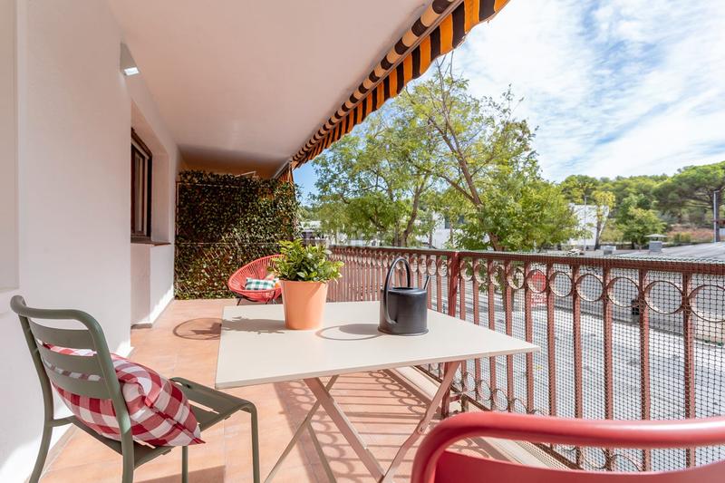 Foto b77b1f88-572d-4d9d-bd7d-8f667102bf8a. Pis a carrer de fra juníper serra 17 a Mar i Camp - Platja dels Capellans Salou