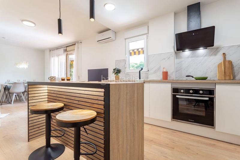 Foto c392ed41-b32c-4eeb-a04d-5b484e7e23a8. Pis a carrer de fra juníper serra 17 a Mar i Camp - Platja dels Capellans Salou