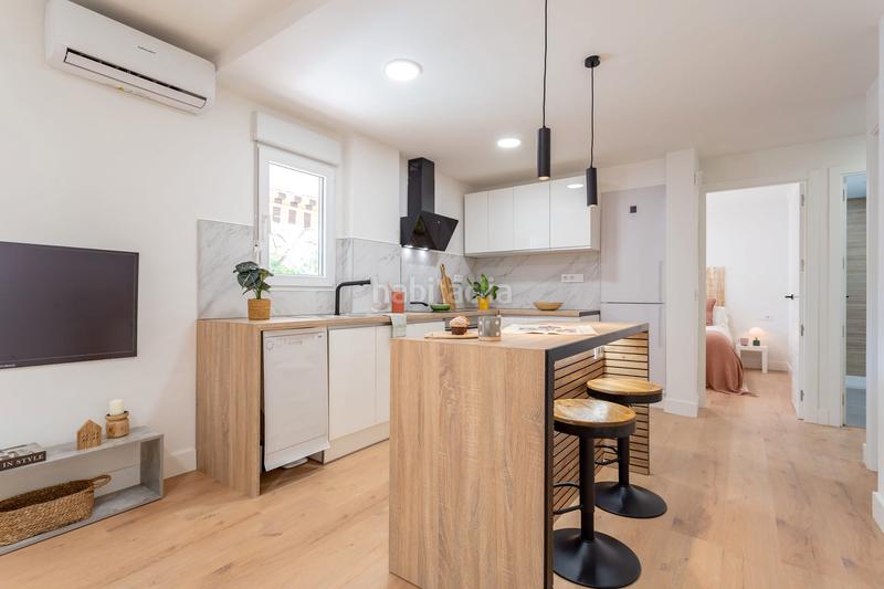 Foto f351a29f-31c2-4fe3-8920-2a144a35ba3d. Pis a carrer de fra juníper serra 17 a Mar i Camp - Platja dels Capellans Salou