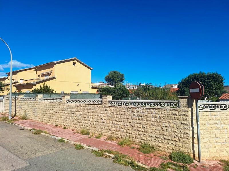 Foto 704e5f30-ead5-45d9-b128-7582de401a54. Terreno residenziale in carrer daurada 7 in Coma-ruga platja Coma-ruga