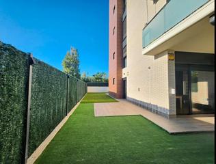 Planta baja  Carrer de lluís domènech i montaner. Planta baja barenys salou