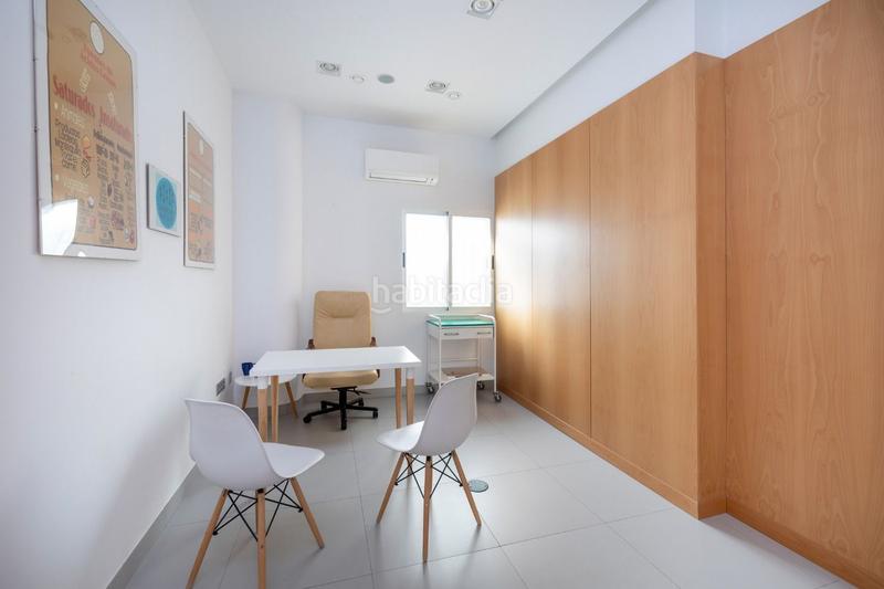 Foto dadee703-0a13-4f09-ab81-1ace03b6b40a. Local comercial a Cervantes Granada