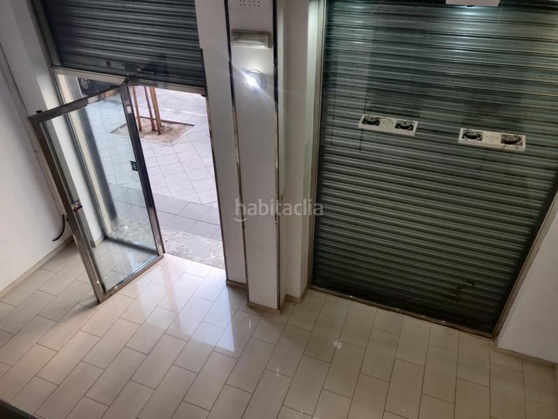 Foto 31a4dd5a-f14f-44ec-9e4c-03ccdb30d2bd. Location local commercial dans calle calle arabial 120 dans Granada