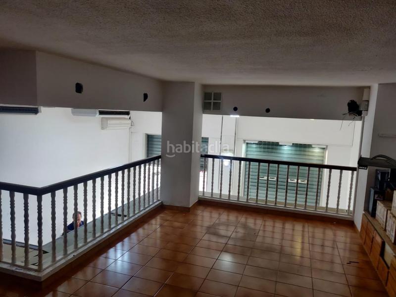 Foto 4026f946-6f3f-4c25-9da6-c12d9332f653. Location local commercial dans calle calle arabial 120 dans Granada