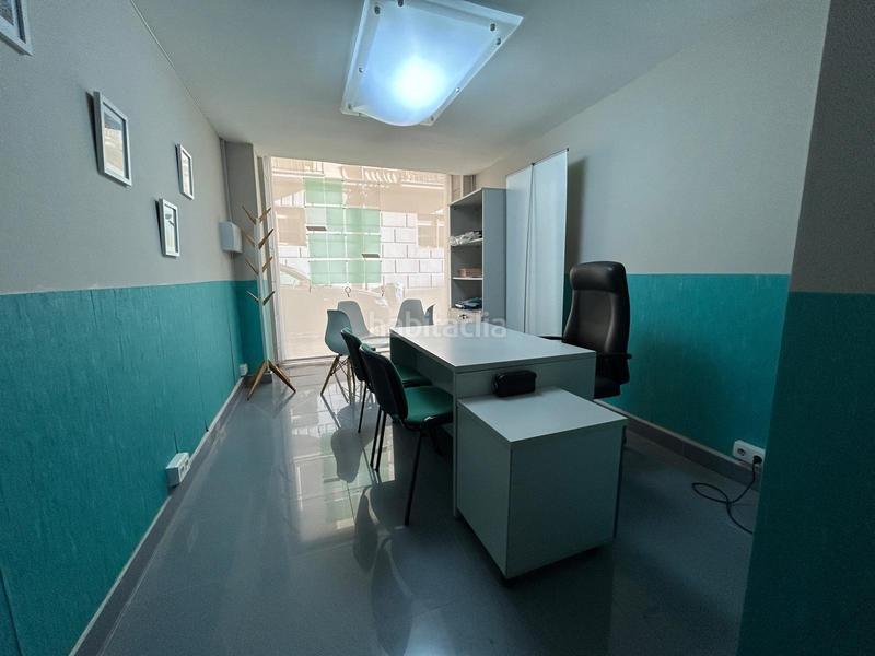 Foto 8b0b9a3f-964c-40c6-8275-bb82c6213c76. Alquiler local comercial  en Centro - Sagrario Granada