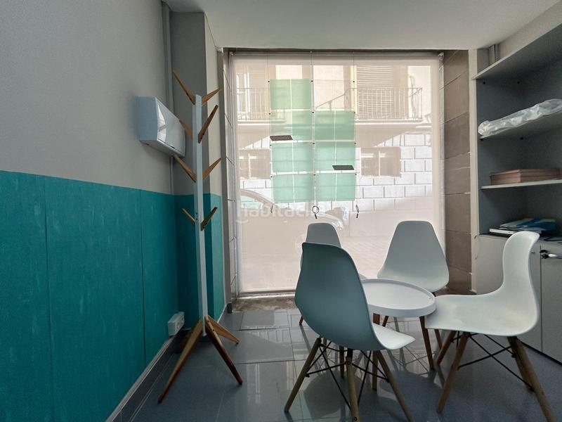 Foto 081d85cb-3aad-46b9-bbdf-a07a95335b6d. Location local commercial dans Centro - Sagrario Granada