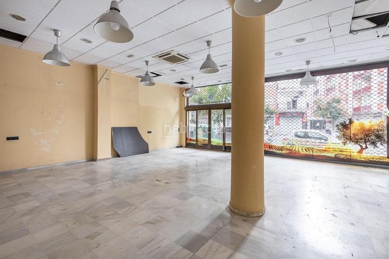 Foto bb3d1b10-fde2-4d0b-915d-ed3f6d1bb364. Local comercial a calle arabial 110 a Camino de Ronda Granada