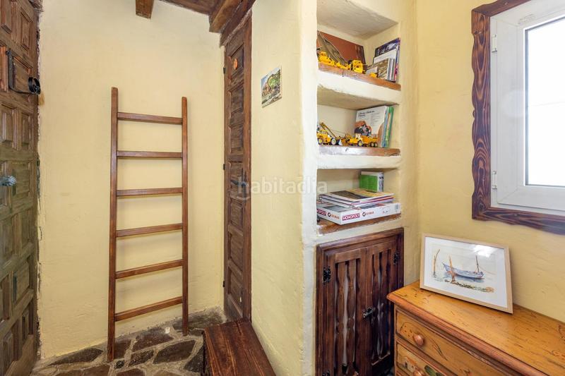 Foto 55bf8378-6228-41ed-8a63-ee34e10e0f64. Dachwohnung in urbanizacion los pinos 8 in Zona media Sierra Nevada