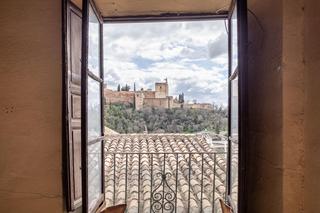 Building in Calle aljibe de trillo 23. Edificio con vistas panorámicas a la alhambra