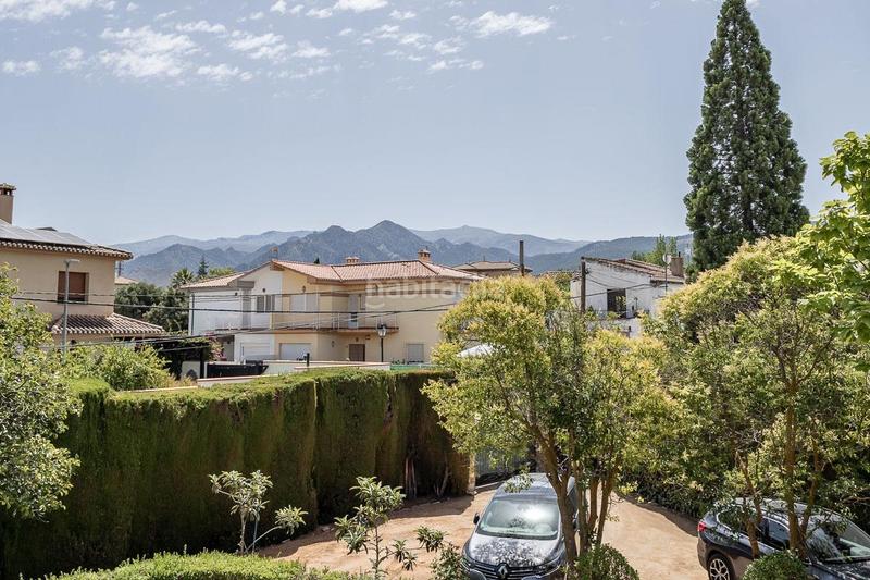 Foto a354961a-f894-4298-9bb0-4ccff0bb72f2. Casa en avenida de emilio muñoz 32 casa señorial con terreno en Dílar
