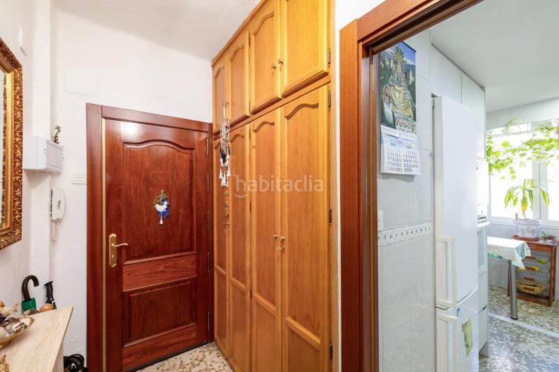Foto fd26d58d-997b-4fb3-bb94-b09517266201. Piso en circunvalacion encina luminoso piso de tres dormitorios en la chana. en Granada