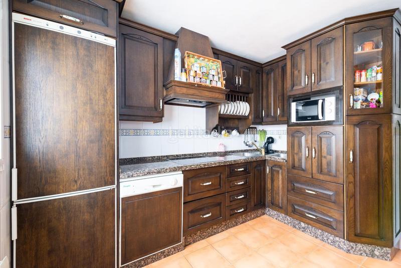 Foto af2d4a6b-a00f-433a-bd13-7beb0fefa89c. Casa adosada en calle alcalde e. muñoz arevalo 45 preciosa casa adosada en la mejor zona en Santa Fe