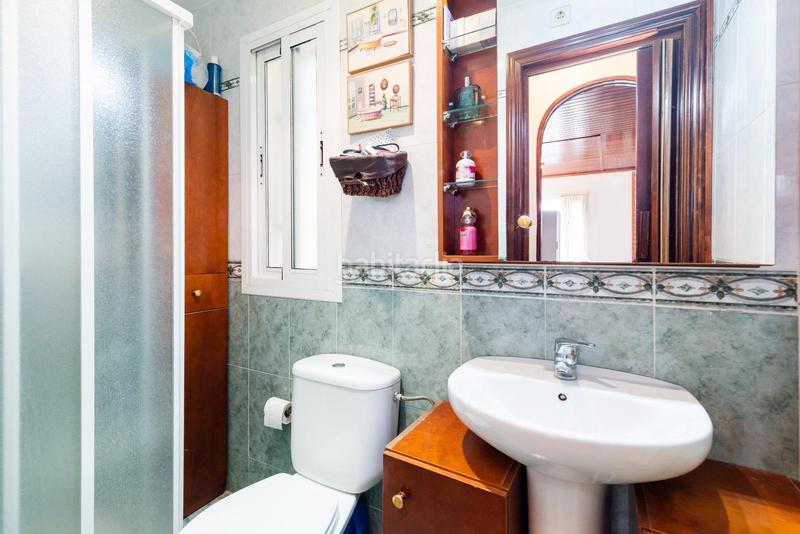 Foto b79bb18a-08dd-47b3-8482-a2c9c0a8a4e9. Casa adosada en calle alcalde e. muñoz arevalo 45 preciosa casa adosada en la mejor zona en Santa Fe