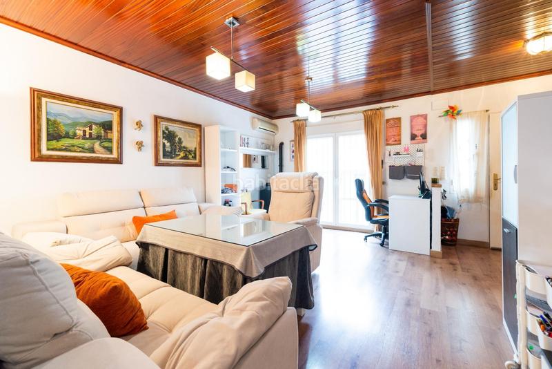 Foto dcd9180c-7adb-45a1-b511-acfb79288374. Casa adosada en calle alcalde e. muñoz arevalo 45 preciosa casa adosada en la mejor zona en Santa Fe