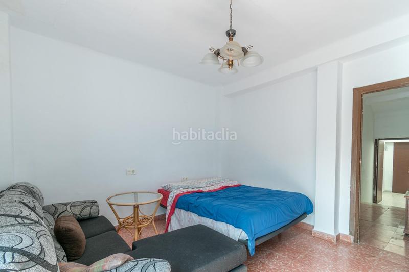 Foto 622cdfed-47cb-41a4-aaa5-9b9356da52c5. Casa en calle balina 27 se vende casa en Dúrcal