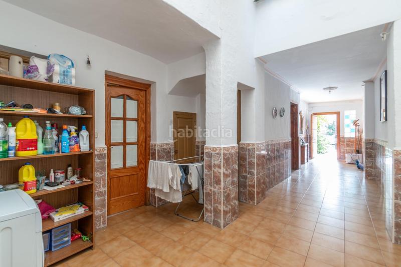 Foto b8dabcc0-1ae7-4f19-a497-bdf2fb1e5646. Casa en calle balina 27 se vende casa en Dúrcal