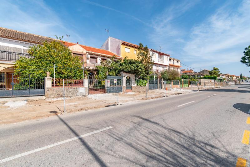 Foto d6c90562-cee1-48ad-a142-febd1d90675d. Casa en calle balina 27 se vende casa en Dúrcal
