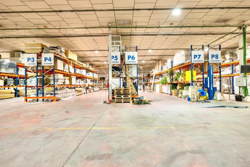 Foto 1dd5c920-42cf-4a89-9075-b83ddb6d12aa. Nau industrial a Albolote