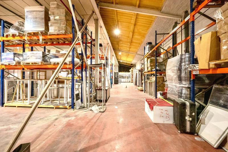 Foto f82a1cbb-d325-4de7-bb13-6163bac96619. Nau industrial a Albolote