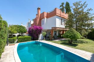 Casa a El carmelo 73. Fantástica casa en urbanización el carmelo