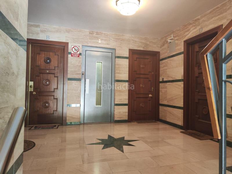 Foto 35f915ec-92a9-444e-abb8-734da31d4395. Location appartement dans calle demetrio spinola 15 dans Granada