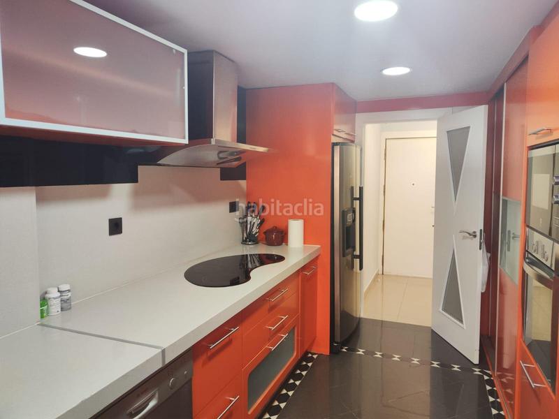 Foto 50b753c8-4d3e-4868-9402-8326282b32d6. Location appartement dans calle demetrio spinola 15 dans Granada