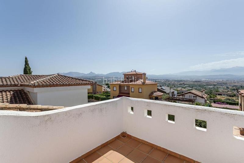 Foto 7a32fbba-f29c-4230-96d9-cea0cecb63ca. Casa en calle almendro (ur.monte elvira 21 gran casa en urbanización el torreón en Albolote