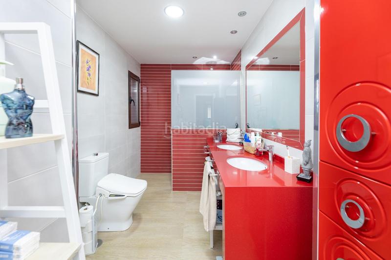 Foto 0d84acf5-9028-482c-a8af-652a4ba8510a. Chalet en cerezos ii 30 villa de lujo exclusividad, espacio y estilo en un entorno privilegiado en Gójar