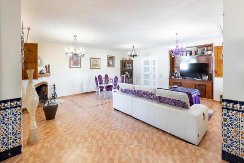 Foto 1fd6a01b-0943-458e-b635-ee4329216c17. Chalet en cerezos ii 30 villa de lujo exclusividad, espacio y estilo en un entorno privilegiado en Gójar