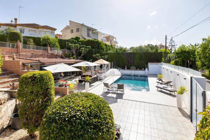Foto 4133d367-3099-4f28-a201-07a34b870293. Chalet en cerezos ii 30 villa de lujo exclusividad, espacio y estilo en un entorno privilegiado en Gójar