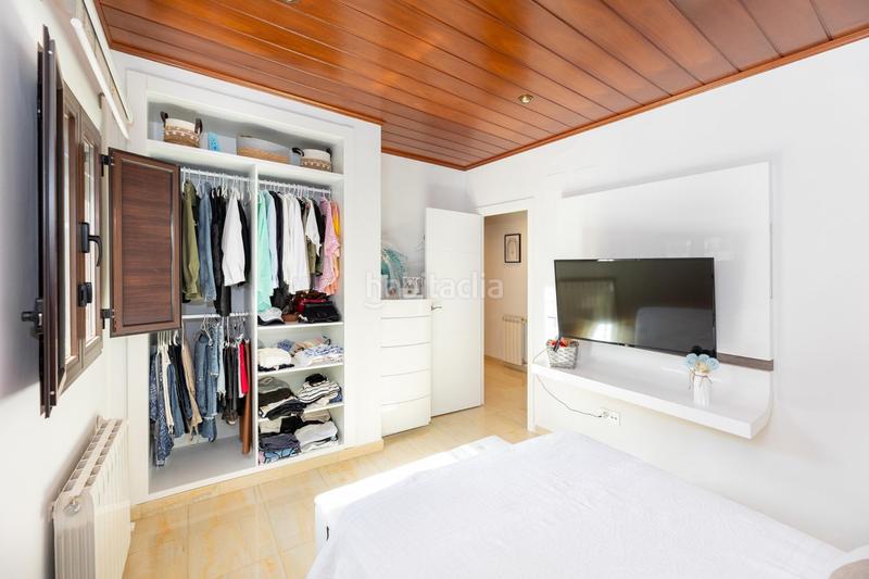 Foto 8c4bfb99-a86c-4e71-a1e7-174759e1cc6a. Chalet en cerezos ii 30 villa de lujo exclusividad, espacio y estilo en un entorno privilegiado en Gójar