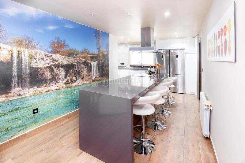 Foto f695146a-e6c5-480a-a80a-51c2d6e016c6. Chalet en cerezos ii 30 villa de lujo exclusividad, espacio y estilo en un entorno privilegiado en Gójar