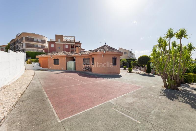 Foto ff78c36a-969d-4997-b6ed-d6e439d7f528. Chalet en cerezos ii 30 villa de lujo exclusividad, espacio y estilo en un entorno privilegiado en Gójar