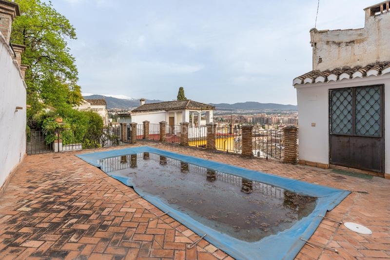 Foto ab2e0f4e-c88a-4191-a5e2-82db0d58dec9. Casa en calle alamillos de san cecilio 1 precioso carmen a la venta en Granada