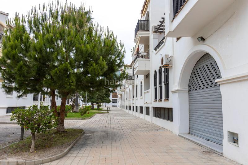 Foto 9522dc49-5b4d-4171-b224-1c880ffef46b. Piso en calle zinnia 2 piso de 3 dormitorios junto playa poniente, . en Motril