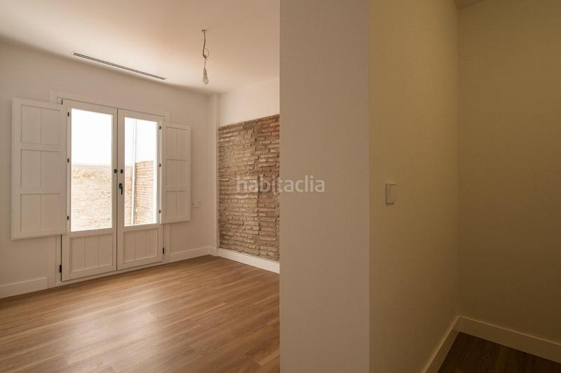 Foto 0d321cb1-6ea1-4955-95f0-cf61131aaf08. Piso en calle hotno de vidrio 14 horno de vidrio, monte de piedad 7 y 9 b en Granada