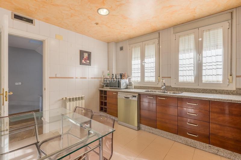 Foto 67b2301b-c7bc-4e9d-bc6e-c3e0002c9f1d. Maison jumelée dans santiago grisolia 23 dans San Miguel Armilla