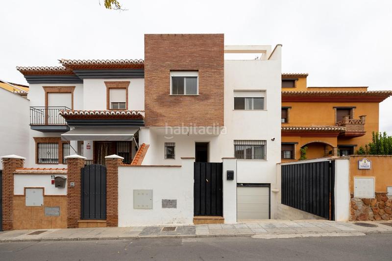 Foto ab3edcbc-1c06-4648-bff2-bed2e6166136. Casa adosada en camino camino gojar casa adosada en gojar. en Gójar